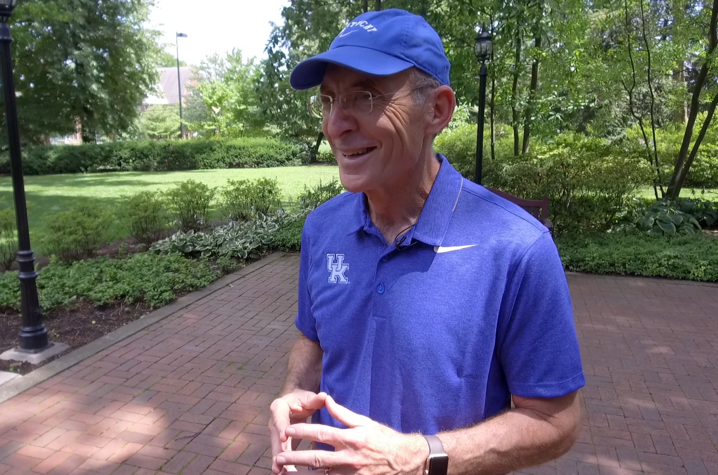 A Photo of UK President Eli Capilouto on a campus walk