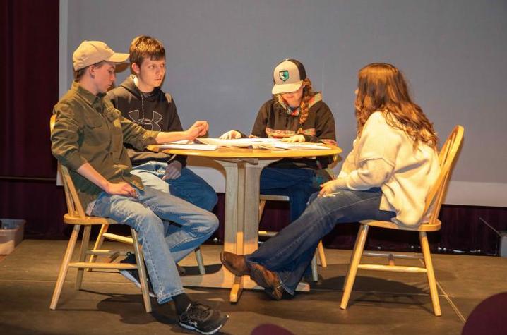 "Farmer Dinner Theater" gatherings assist farm families in discussing health issues affecting their communities through dramatic presentations starring local community youth. Photo by Steve Patton, UK Agricultural Communications.