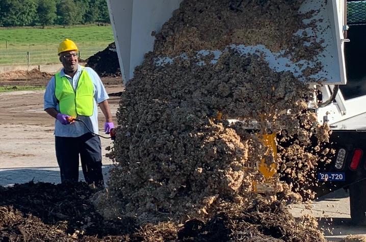 The finished compost will be used at the University’s Organic Research Farm and by UK Grounds to provide an organic fertility boost to crops and campus landscaping. 