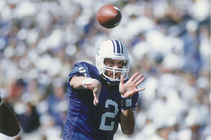 photo of UK football quarterback Tim Couch throwing football
