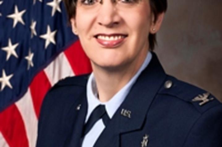 Langley nurse recognized in Portraits in Courage > Air Force