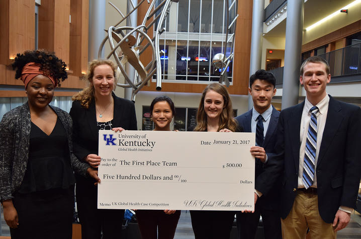 UK’s 2017 Global Health Case Competition winners (l-r): Carine Malekera (Health Sciences and Public Health), Kara Jolly (Medicine), Tina Trieu (Pharmacy), Kandice Roberts (Medicine), Yujie Ding (Arts and Sciences), and Luke Archer (Arts and Sciences) 