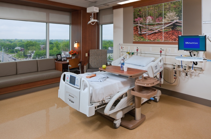 photo of patient room at UK HealthCare Cardiovascular Unit in Pavilion A