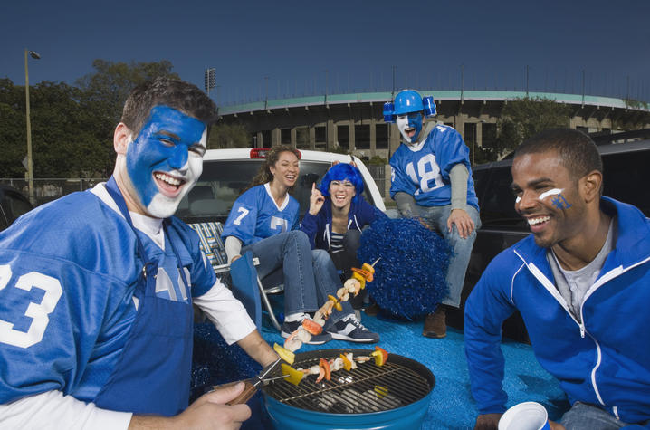 Where and how to tailgate for a Kentucky college football game - A