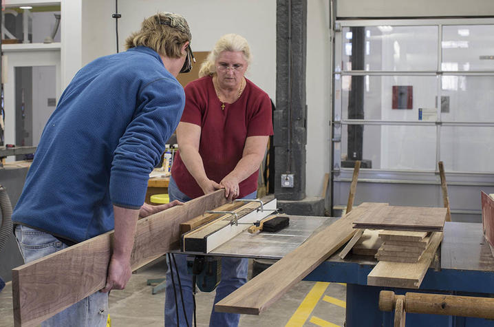 photo of 2 students in woodworking - Fine Arts Institute
