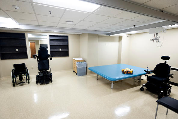 Uk Healthcare Unveils New Outpatient Rehabilitation Clinic At Cardinal 3720