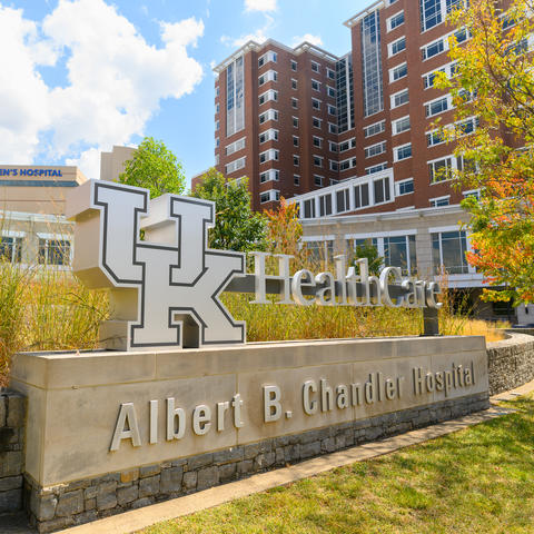 Image of exterior of UK Chandler Hospital