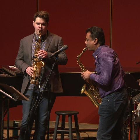 photo of Kirby Davis and Rudresh Mahanthappa play saxophones in masterclass