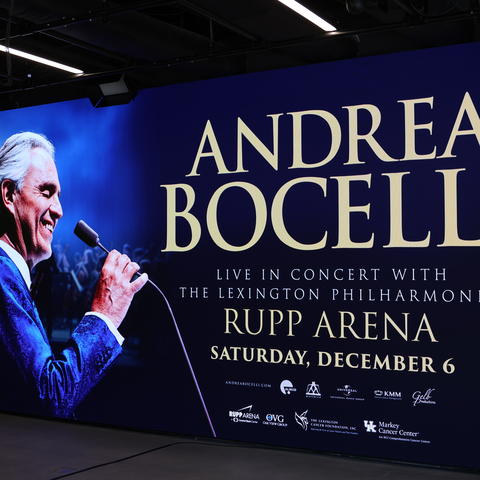 Andrea Bocelli concert sign
