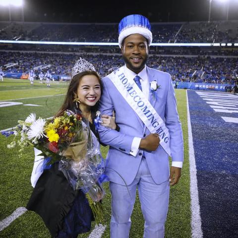 photo of Homecoming Queen Tiana Thé and Homecoming King Juwan Page