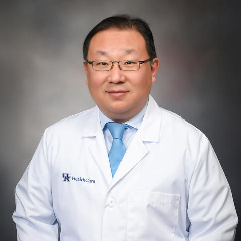 Weisi Yan, M.D., Ph.D., presented his work on immunology-driven radiation oncology. 