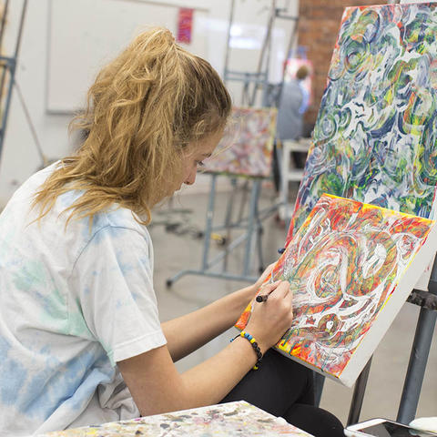 photo of student in contemporary painting class by Donna Farmer