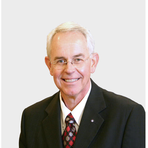 headshot photo of Mike Richey